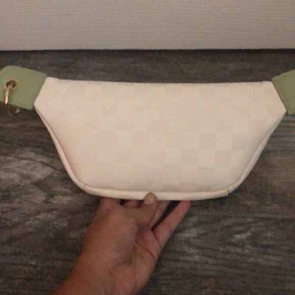 New Fanny pack - Picture 2 of 2